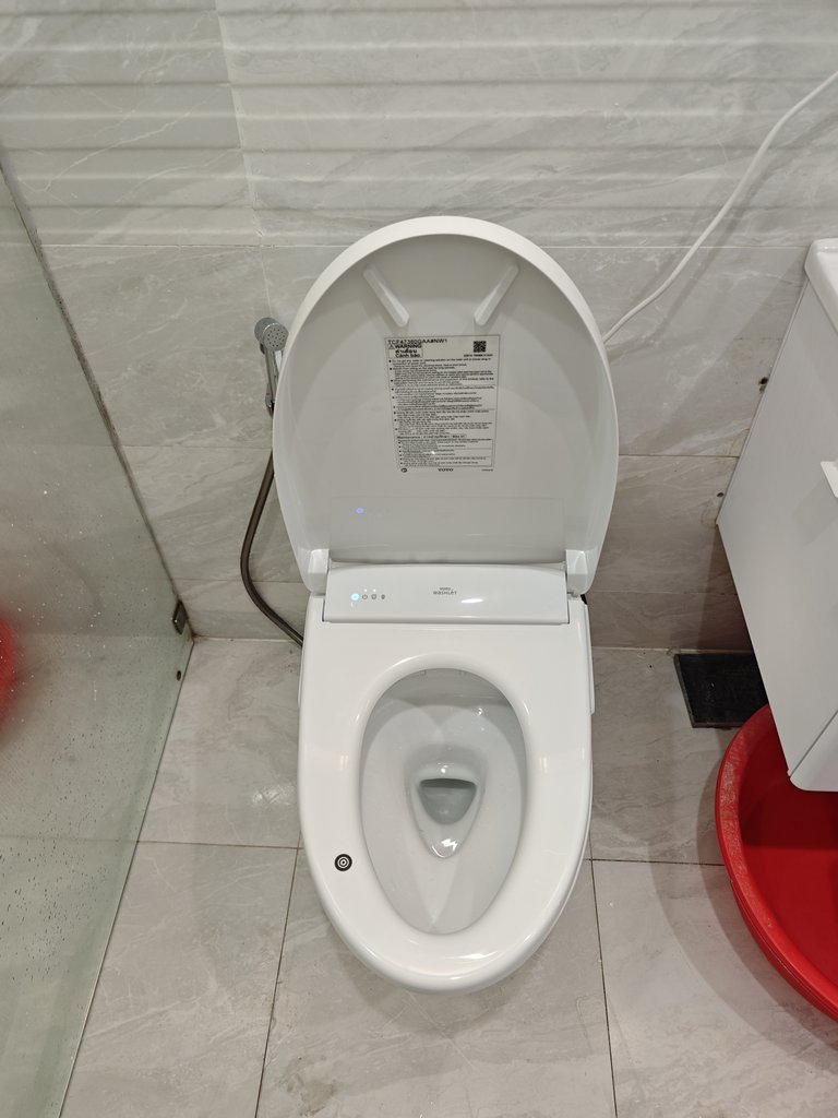 Đánh giá sản phẩm Bồn cầu 1 khối TOTO MS857CDW23 nắp điện tử Washlet S7 TCF47360GAA giấu dây