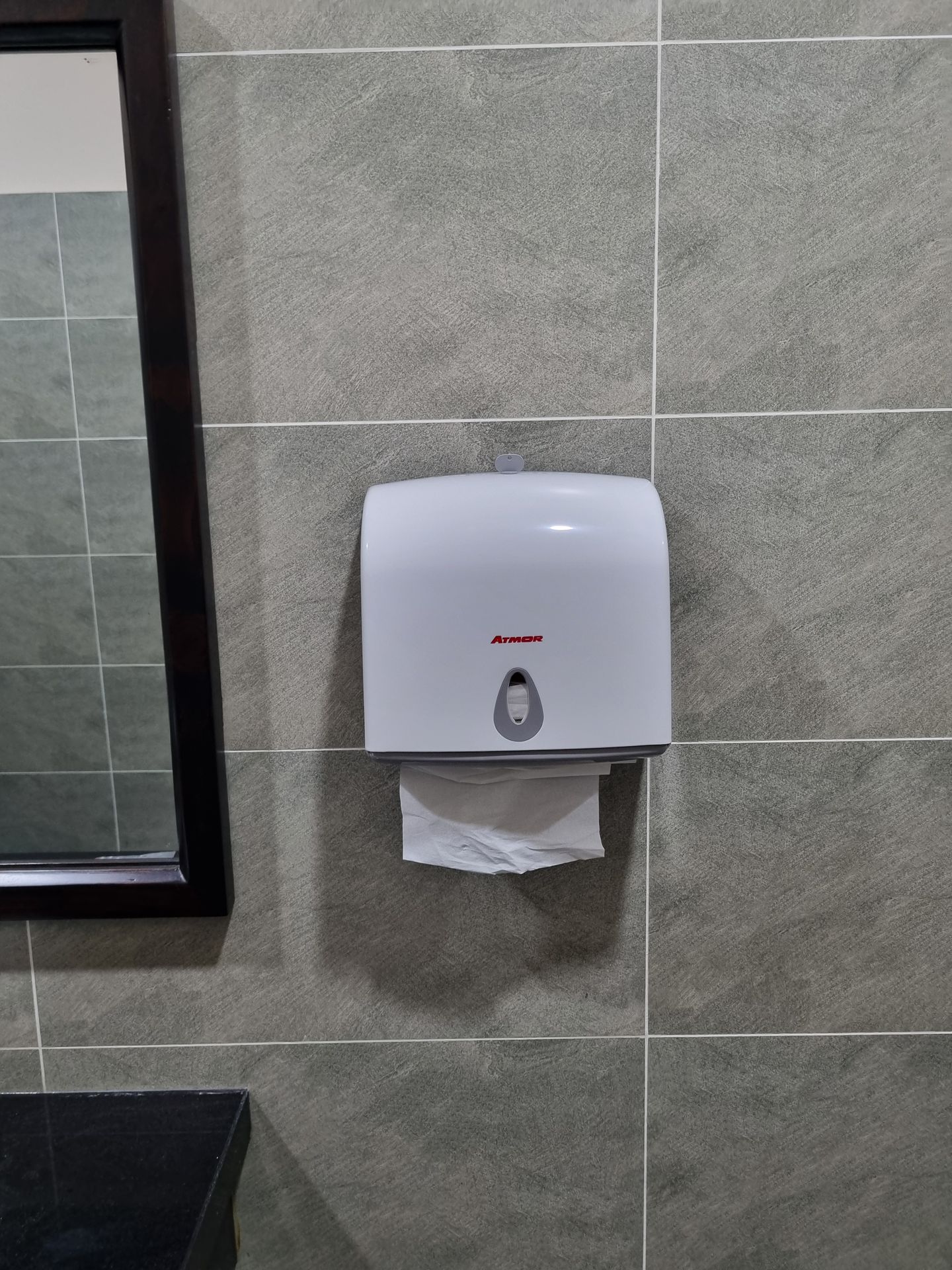 Đánh giá sản phẩm Hộp giấy vệ sinh cỡ lớn ATMOR AT1220