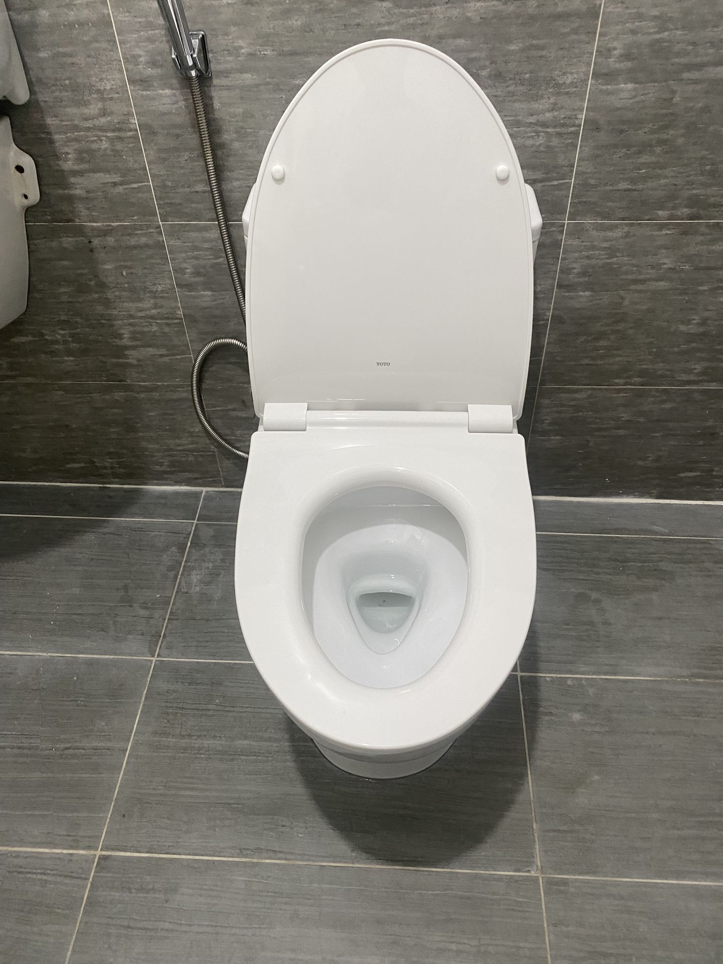 Đánh giá sản phẩm Bồn cầu 1 khối TOTO MS885DT8 nắp đóng êm TC600VS