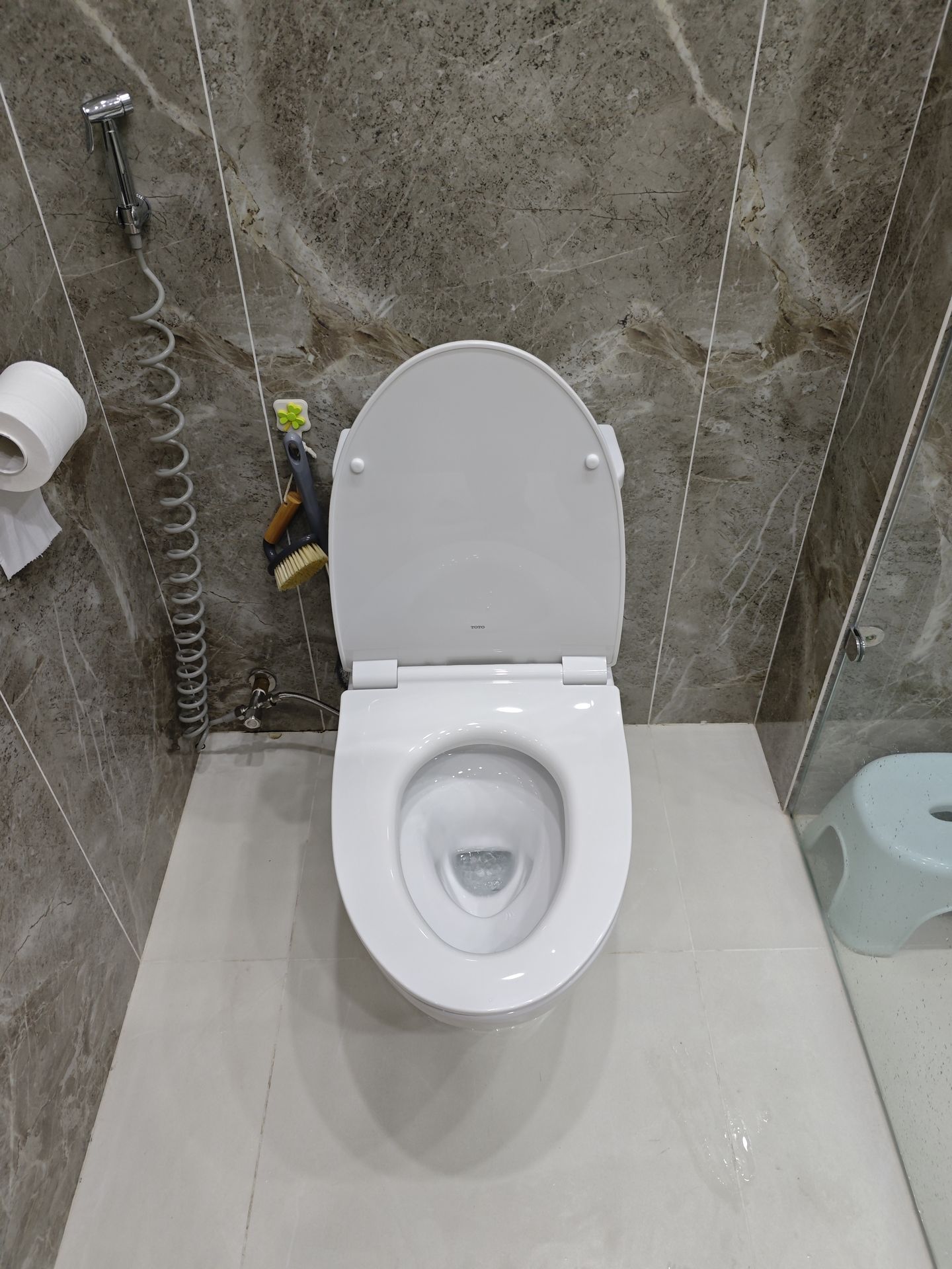 Đánh giá sản phẩm Bồn cầu 1 khối TOTO MS857DT8 nắp đóng êm TC600VS