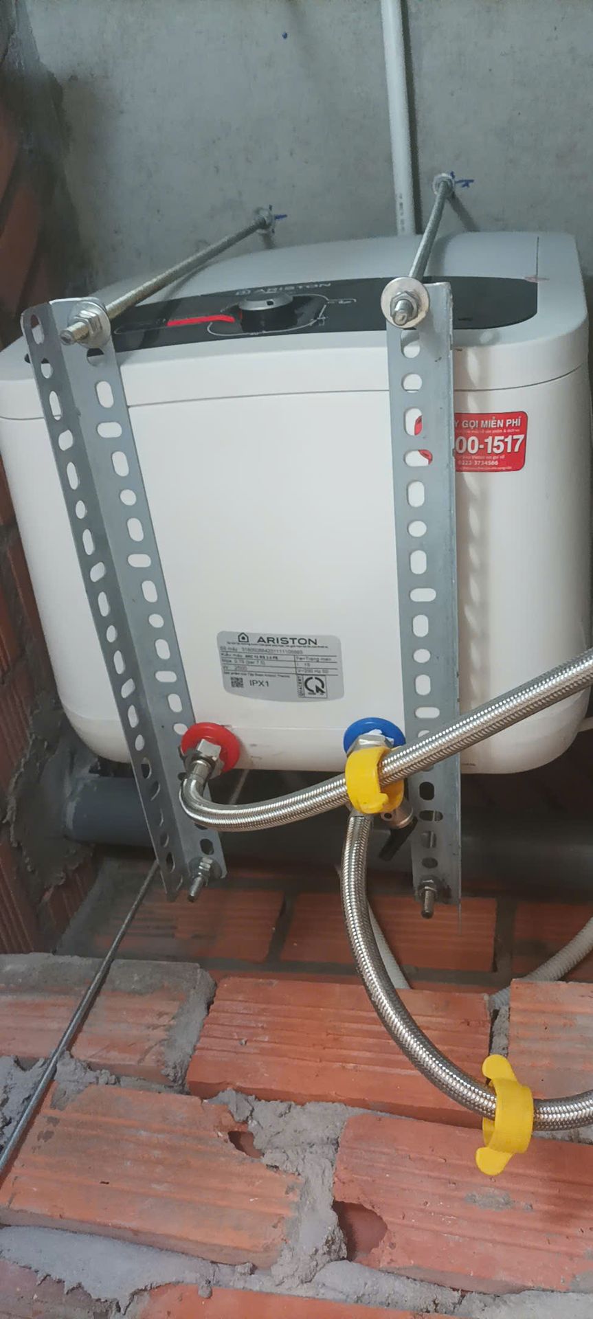 Đánh giá sản phẩm Máy nước nóng gián tiếp Andris2 Rs Ariston