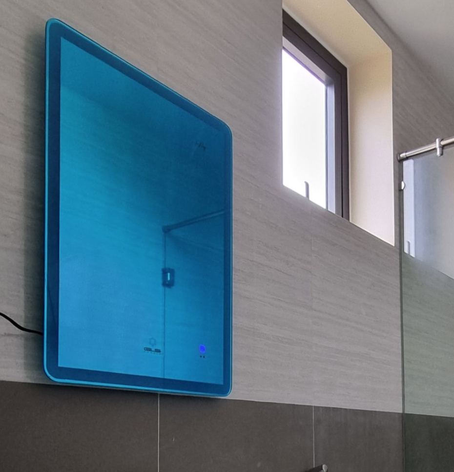 Đánh giá sản phẩm Gương led chữ nhật 80x60cm GLS M35R64 ánh sáng ngoài hoa văn