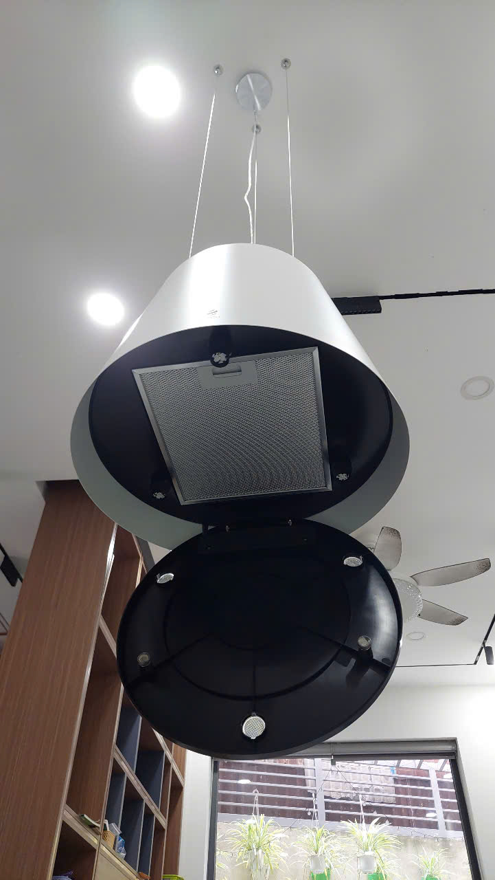 Đánh giá sản phẩm Máy hút mùi đảo đèn ELICA Easy UX