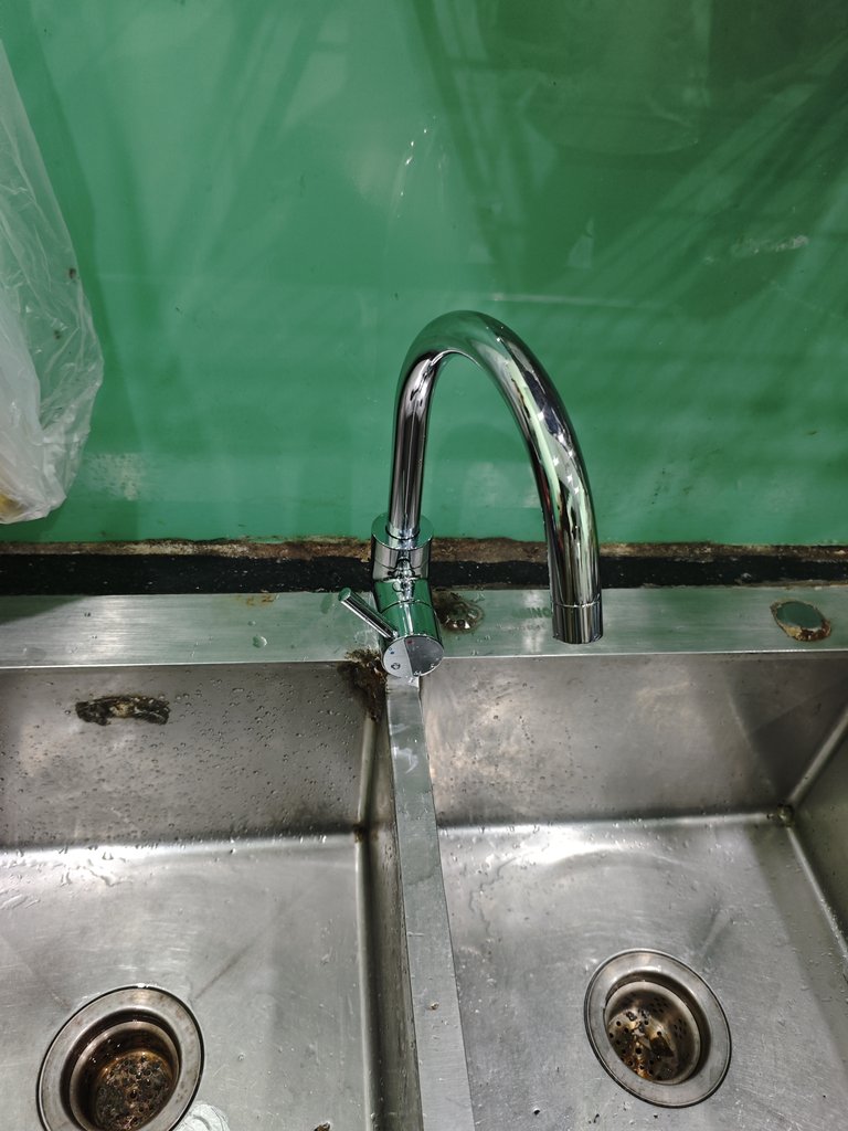 Đánh giá sản phẩm Vòi bếp nóng lạnh TOTO TX605KESBR