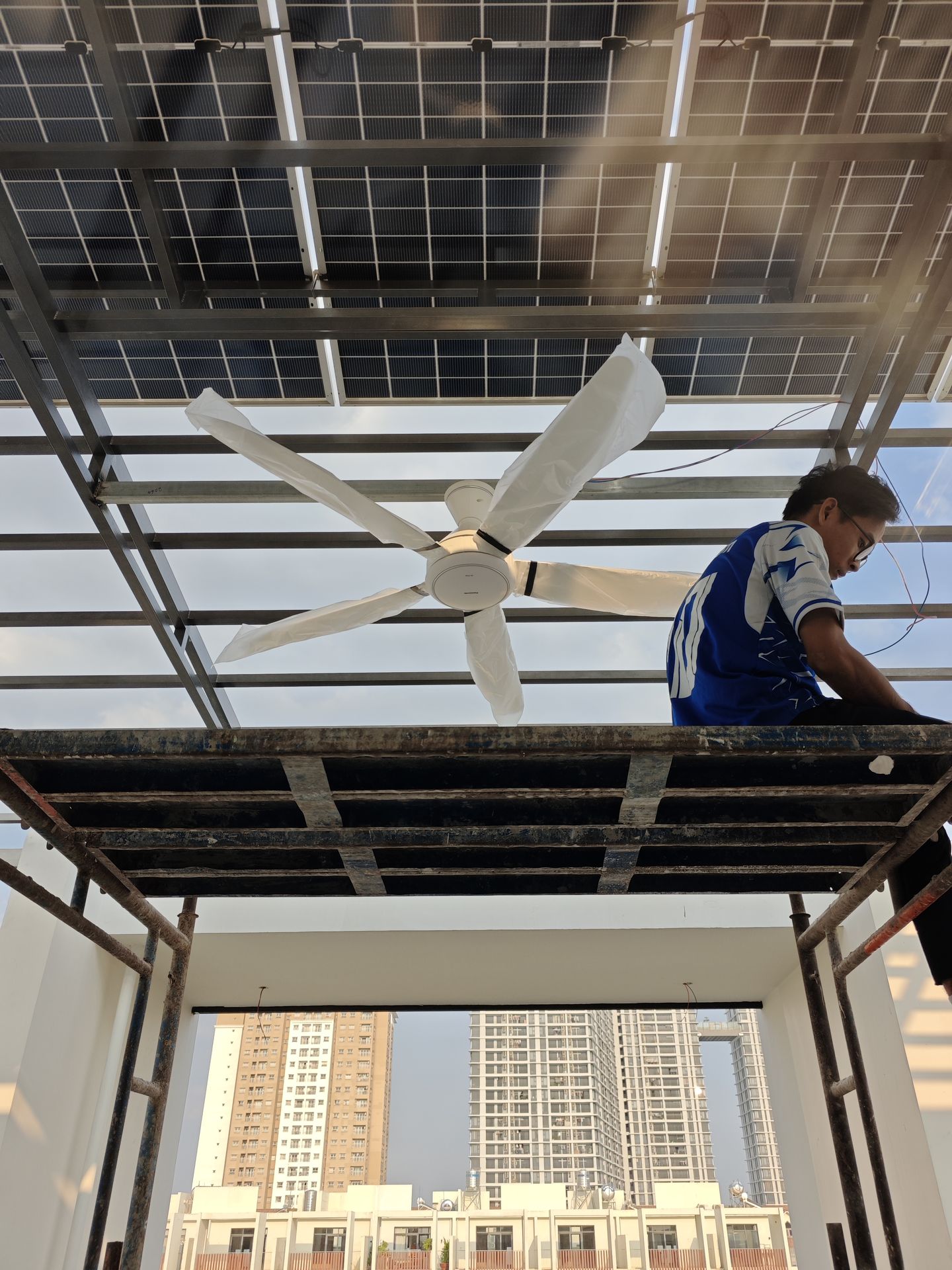 Đánh giá sản phẩm Quạt trần 5 cánh điều khiển từ xa Panasonic F-60GFN