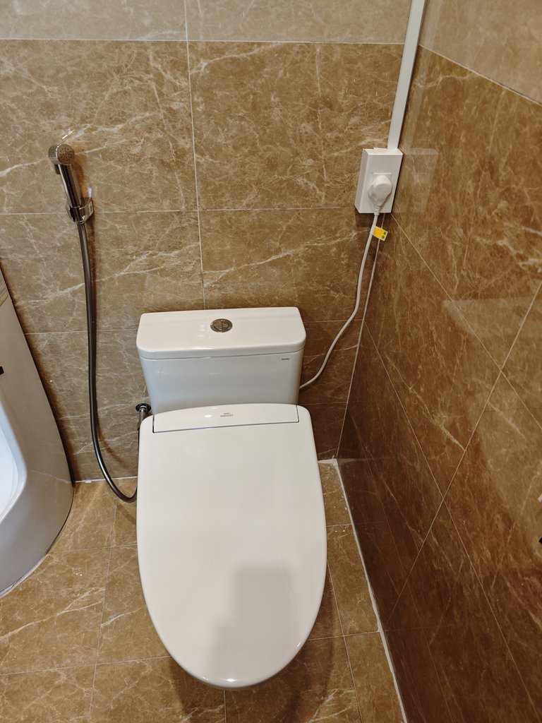 Đánh giá sản phẩm Vòi xịt vệ sinh TOTO TVCF202