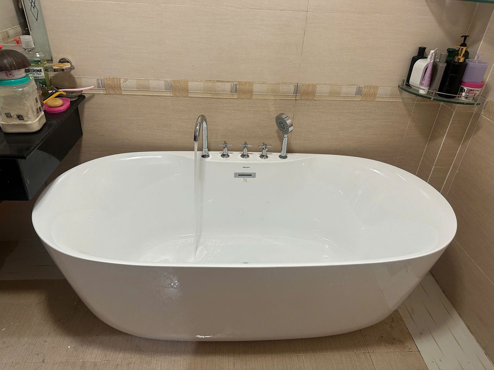 Đánh giá sản phẩm Bồn tắm đặt sàn 1.7m gồm vòi MOWOEN MW8237F-170