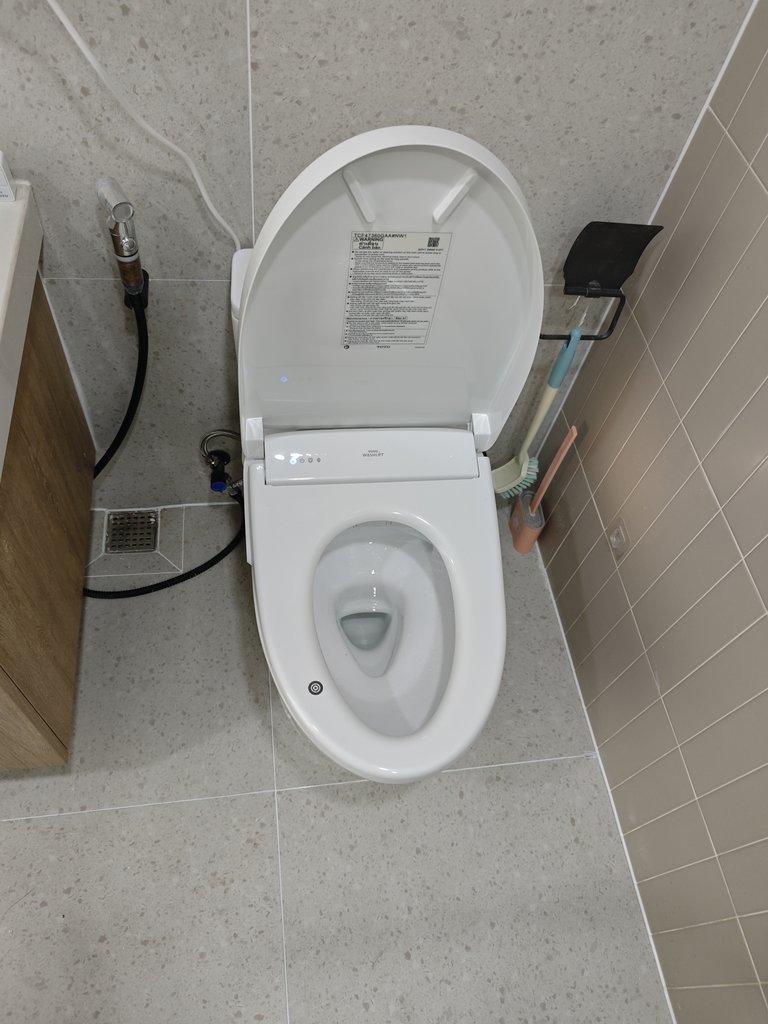 Đánh giá sản phẩm Bồn cầu TOTO MS885CDW23 1 khối nắp điện tử Washlet S7 TCF47360GAA giấu dây