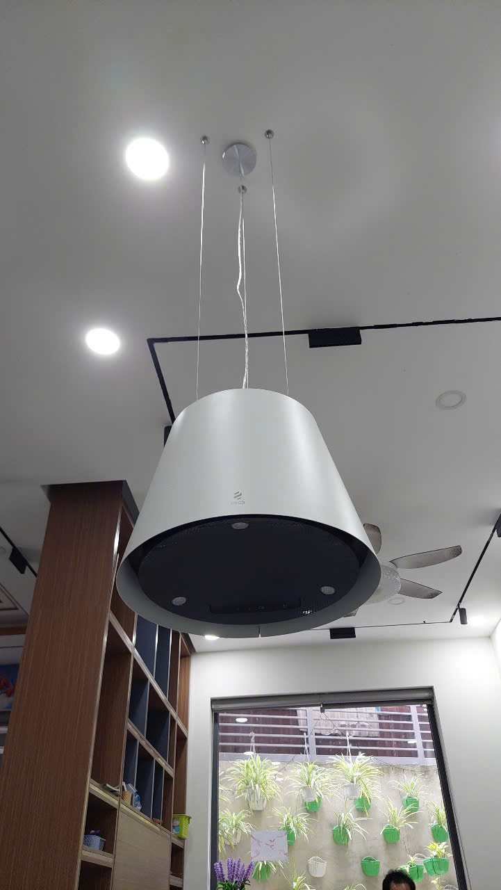 Đánh giá sản phẩm Máy hút mùi đảo đèn ELICA Easy UX