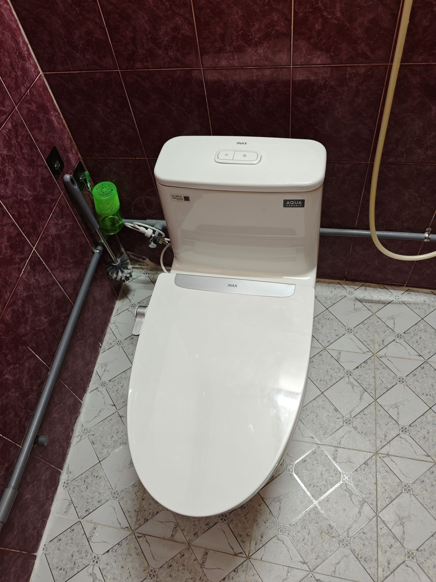 Đánh giá sản phẩm Bồn cầu 1 khối nắp rửa cơ INAX AC-989 + CW-S32VN