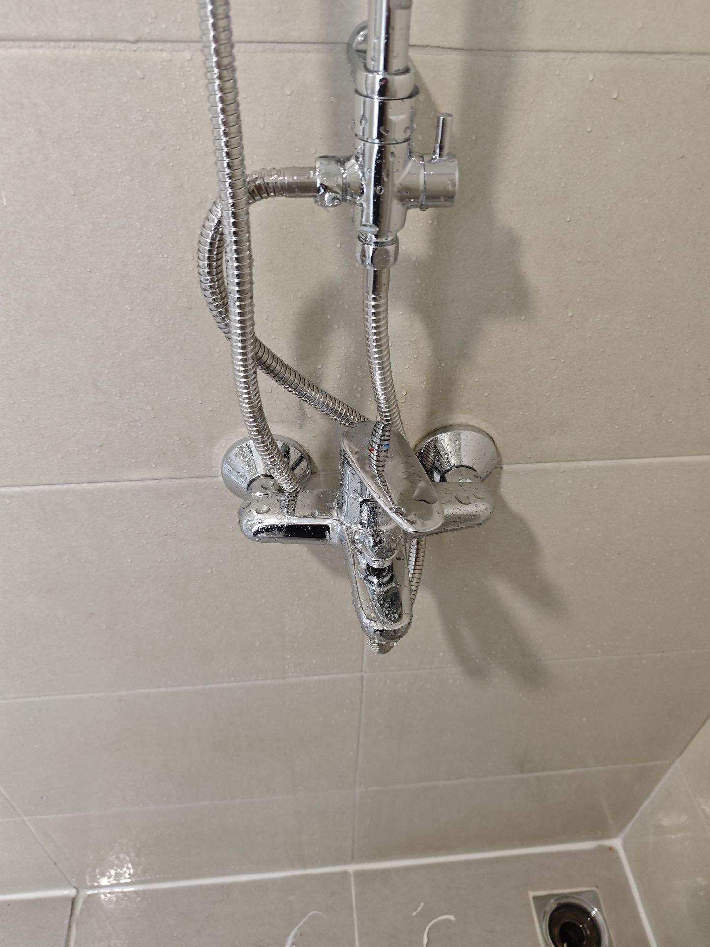 Đánh giá sản phẩm Bộ sen tắm cây nóng lạnh INAX BFV-1115S (BFV1115S)