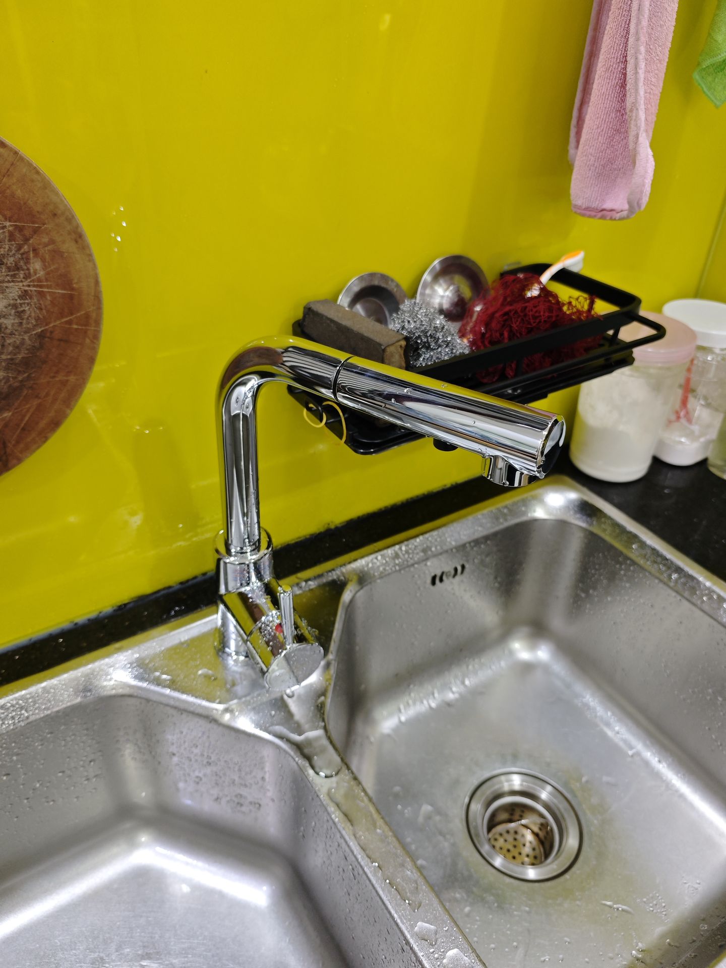 Đánh giá sản phẩm Vòi bếp dây rút nóng lạnh Caesar K915C