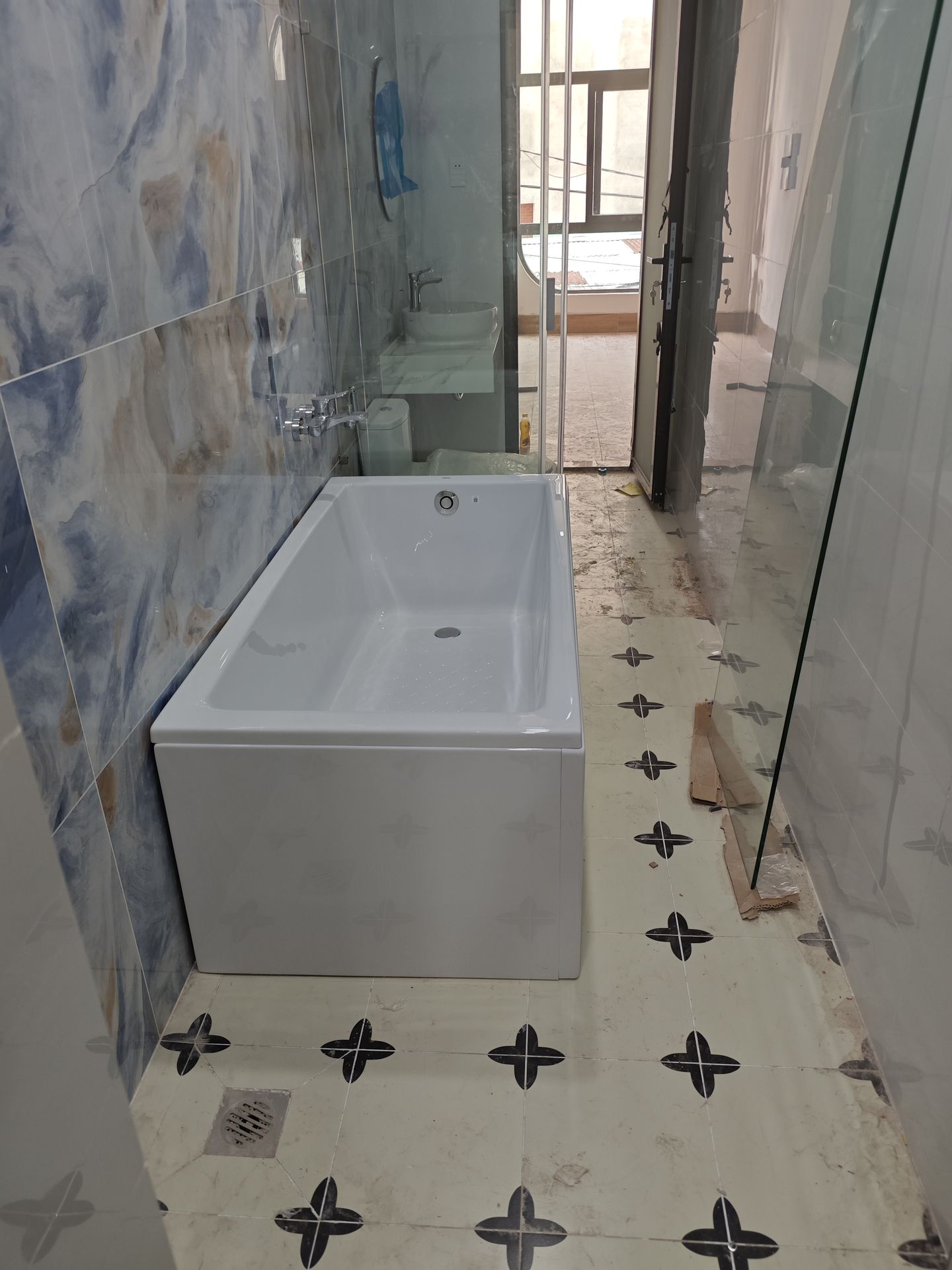 Đánh giá sản phẩm Bồn tắm yếm TOTO PAY1525VC#W TVBF411 nhựa 1m5 gồm bộ xả thải