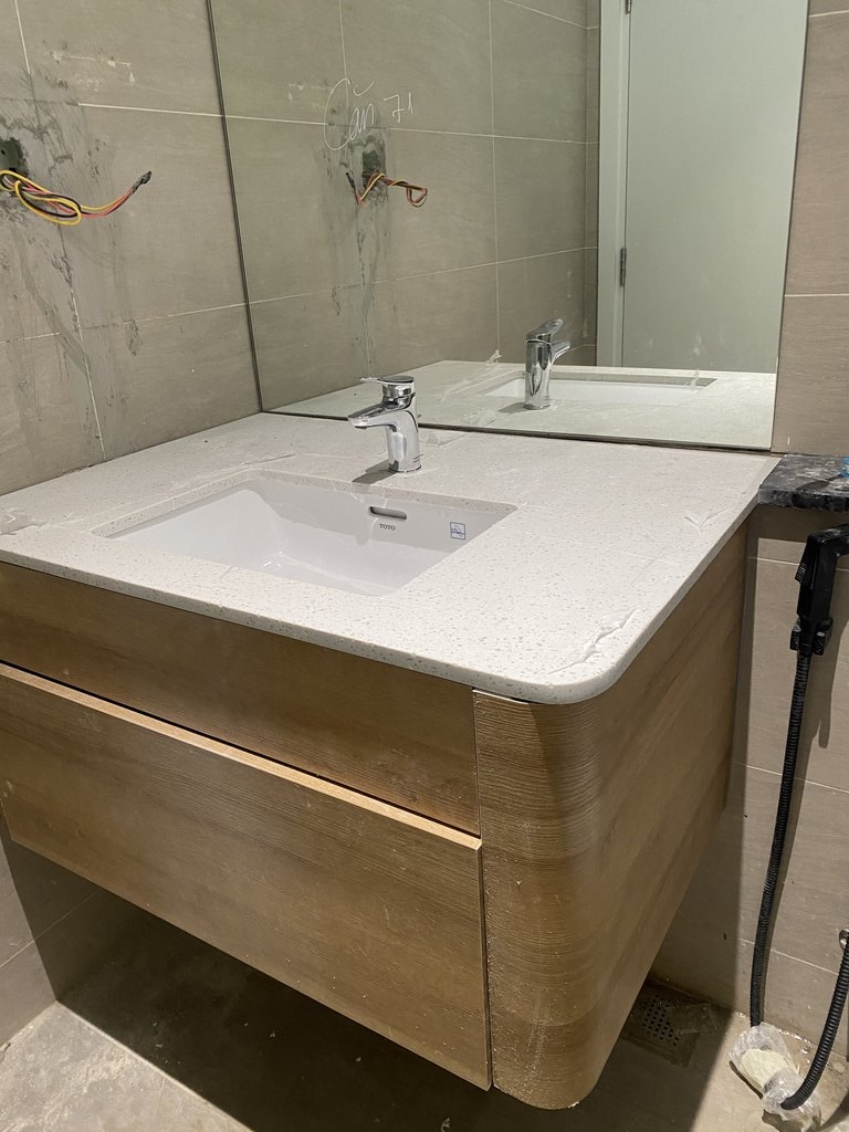 Đánh giá sản phẩm Chậu rửa mặt lavabo âm bàn TOTO LT505T#XW