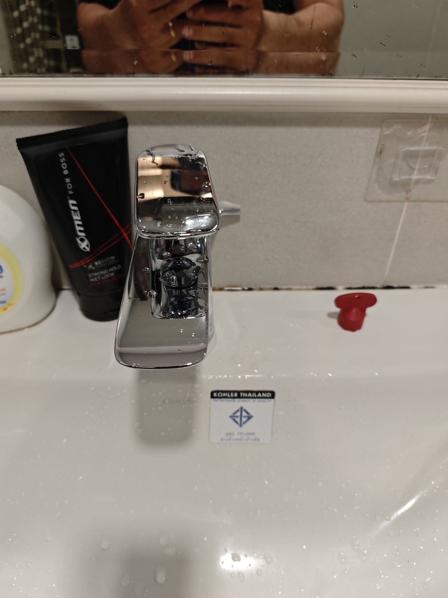 Đánh giá sản phẩm Vòi lavabo nóng lạnh GA TOTO TLG04301V