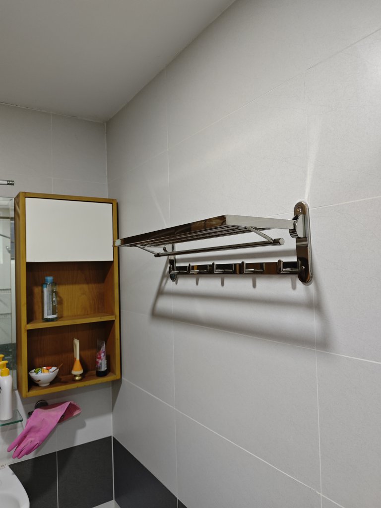 Đánh giá sản phẩm Máng khăn tháp Hita HG17