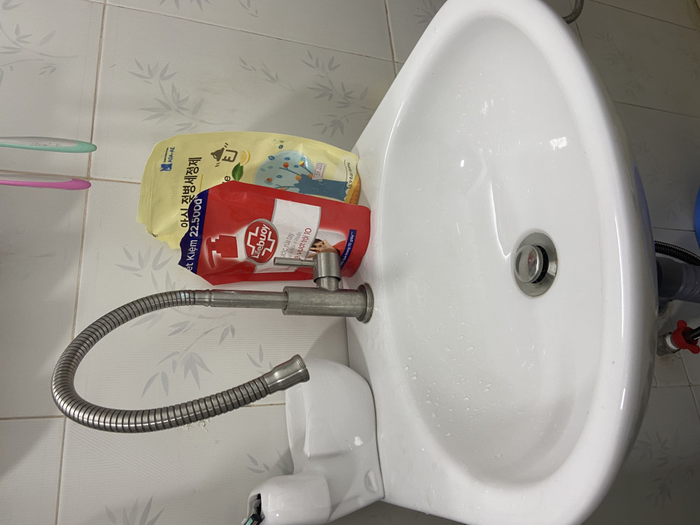 Đánh giá sản phẩm Chậu rửa lavabo treo tường INAX L-283V (L283V)