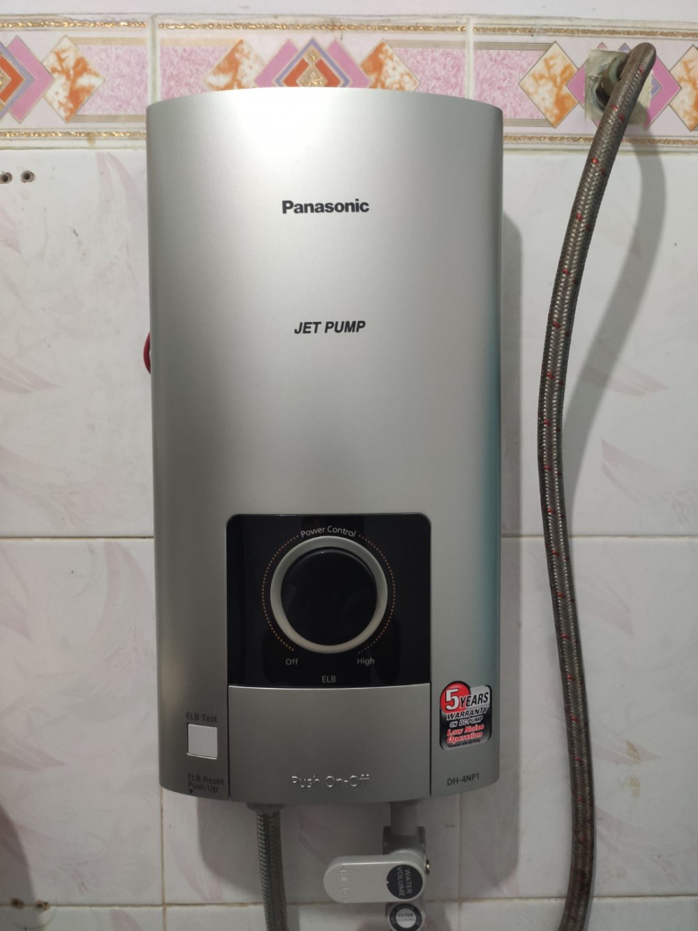 Đánh giá sản phẩm Máy nước nóng trực tiếp Panasonic 4.5kW DH-4NP1VS (bỏ mẫu)