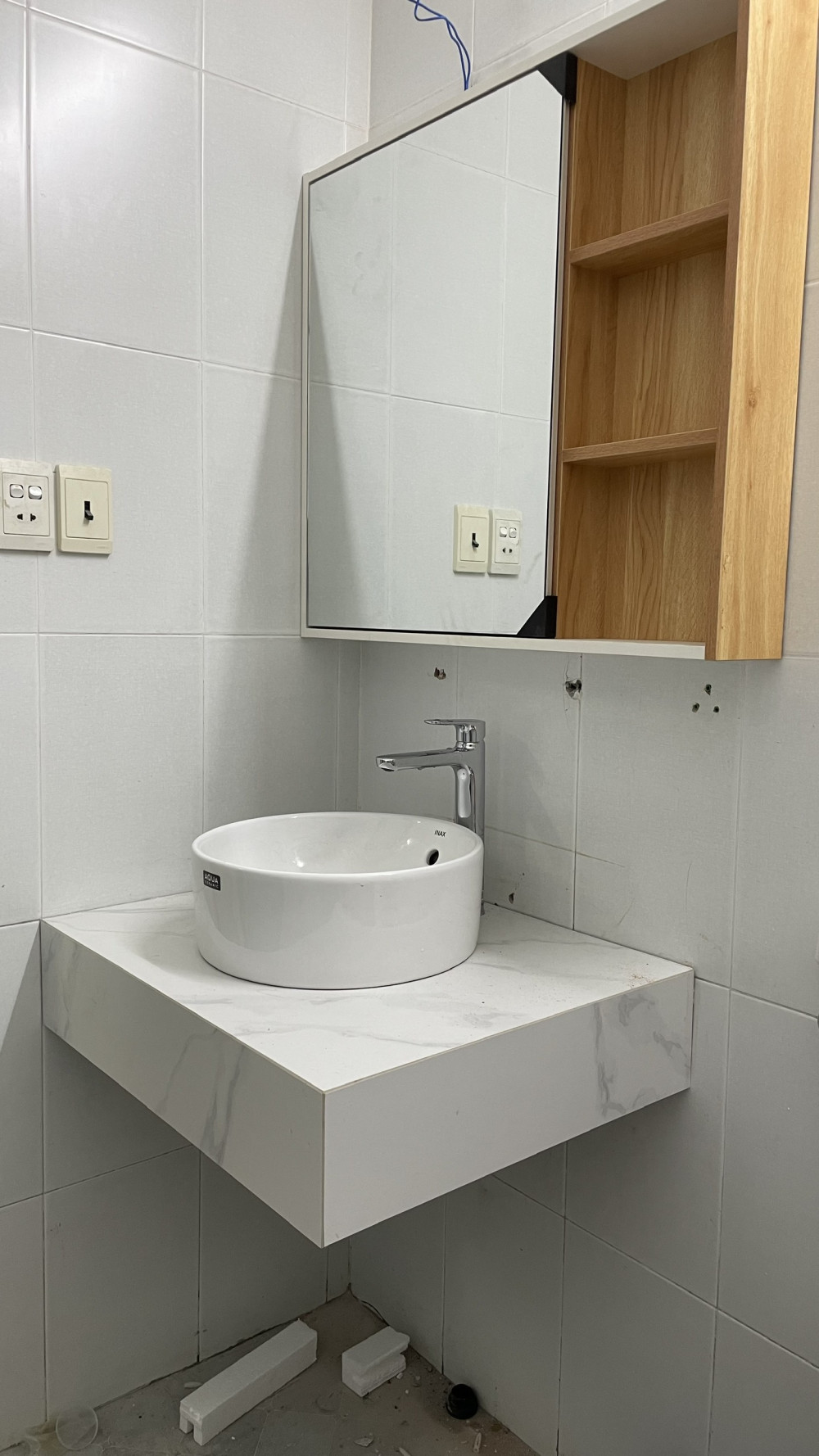 Đánh giá sản phẩm Tủ gương size 800mm MOWOEN MW9567-80M