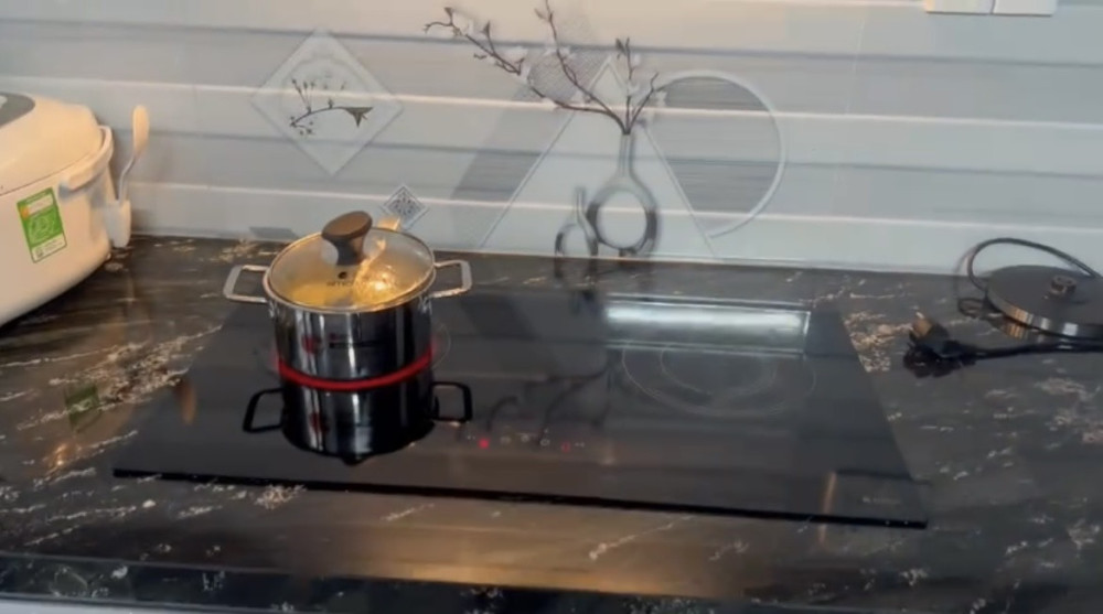 Đánh giá sản phẩm Bếp hồng ngoại 2 vùng nấu ELICA H7 EVCH7520BL