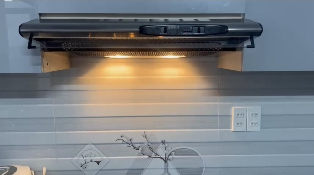 Đánh giá sản phẩm Máy hút mùi âm tủ ELICA CONCORDE 2M IX/F/70 (BL/F/70)