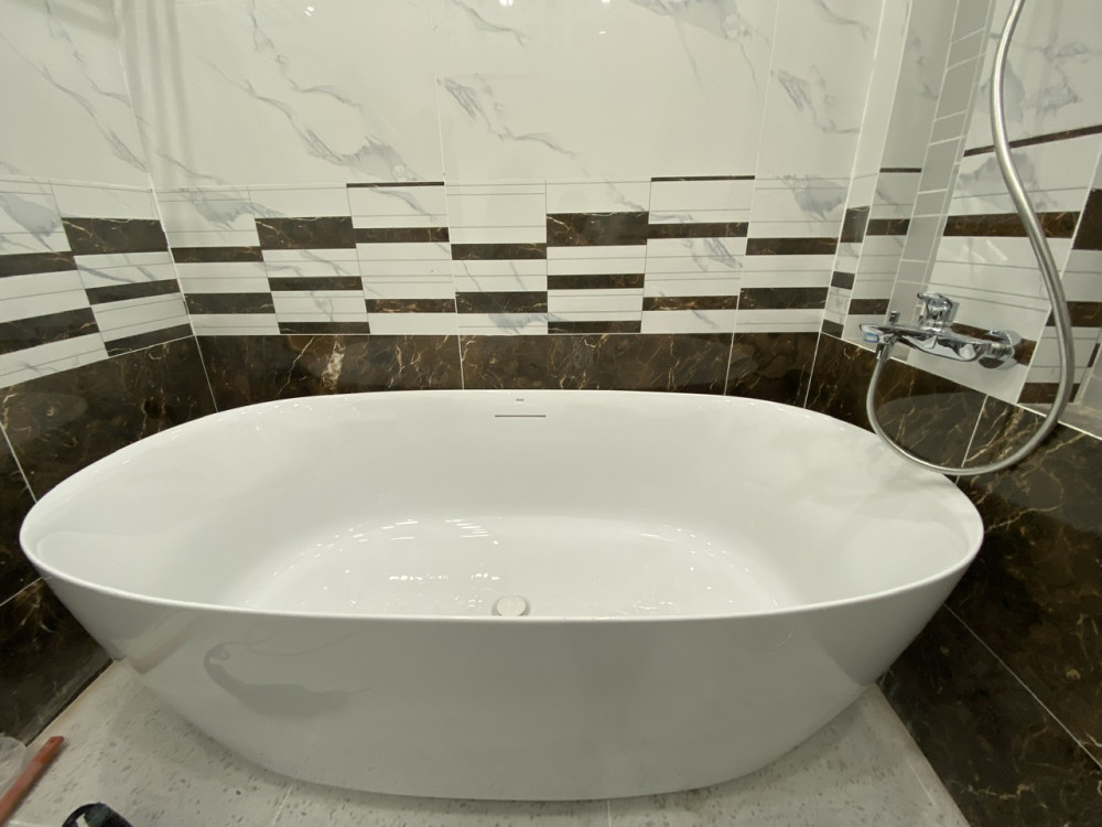 Đánh giá sản phẩm Bồn tắm đặt sàn 1m7 INAX BF-1760V (BF1760V) chống trượt