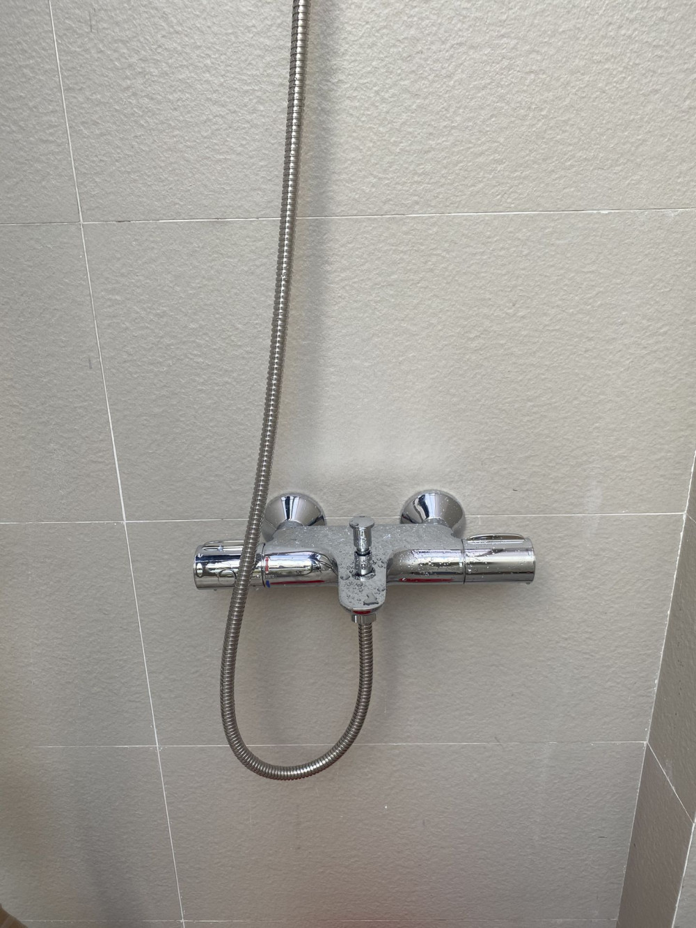 Đánh giá sản phẩm Sen tắm nhiệt độ INAX BFV-3413T-3C (BFV3413T3C)