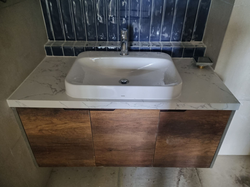 Đánh giá sản phẩm Chậu rửa lavabo đặt bàn TOTO LT5616C