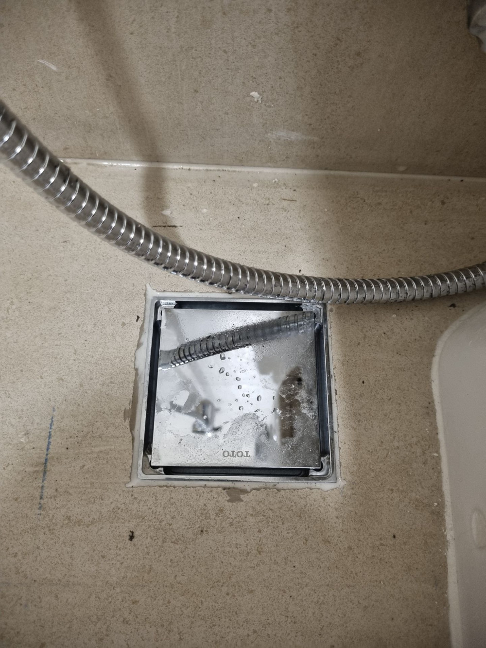 Đánh giá sản phẩm Ga thoát sàn TOTO TVBA413 10x10cm