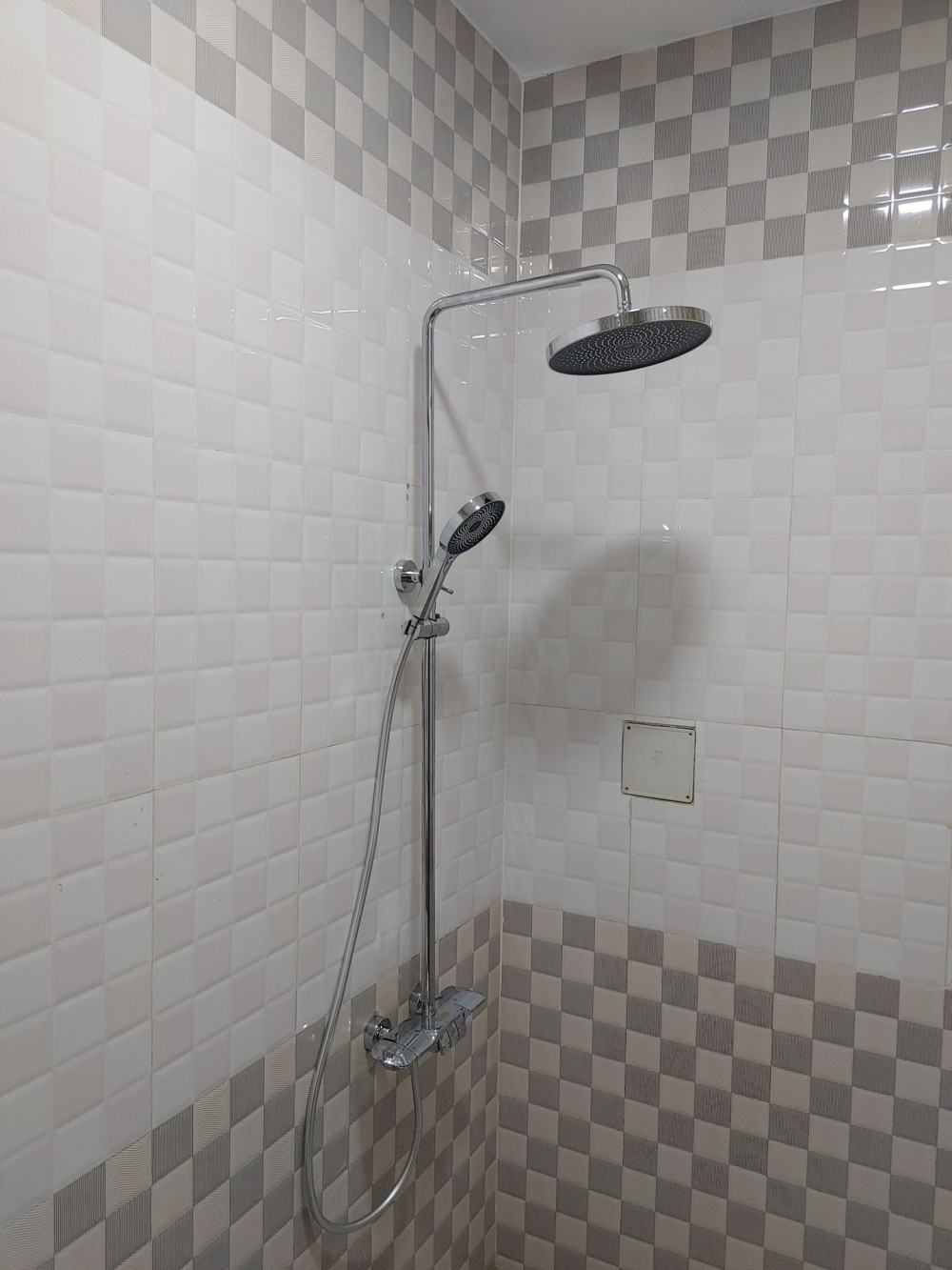 Đánh giá sản phẩm Bộ sen cây nóng lạnh HITA HJZKSC-20221