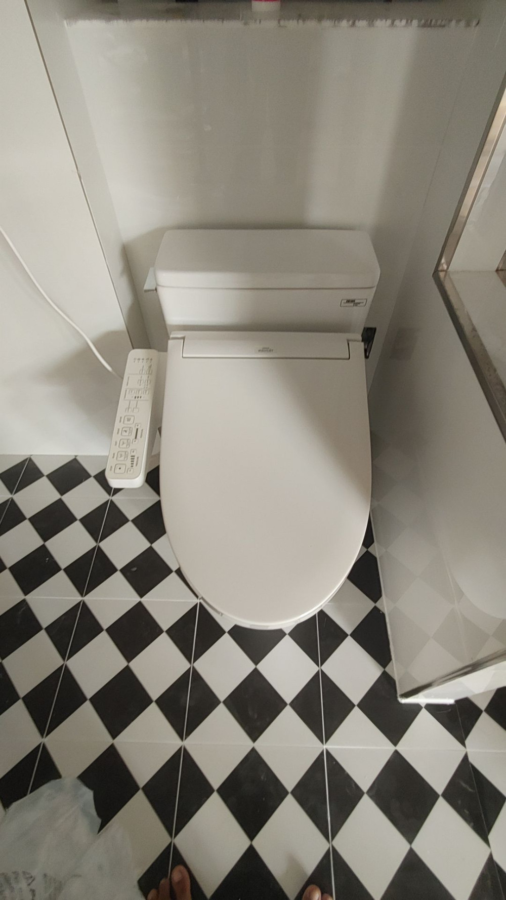 Đánh giá sản phẩm Bồn cầu TOTO MS188VKW16 T53P100VR 1 khối nắp điện tử Washlet C2 TCF23410AAA