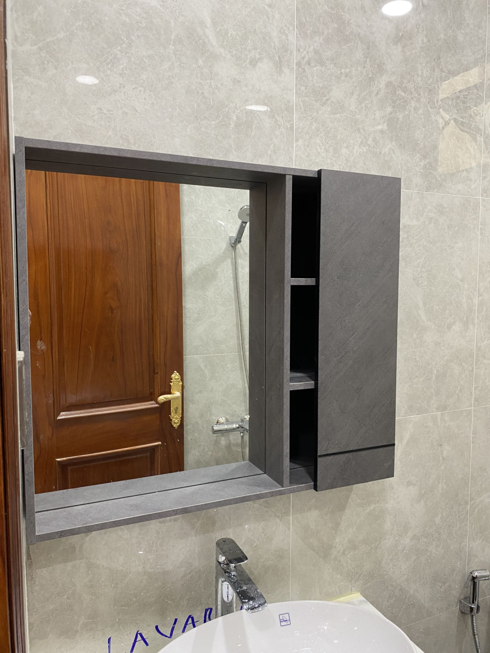 Đánh giá sản phẩm Tủ gương size 800mm MOWOEN MW6936-80M