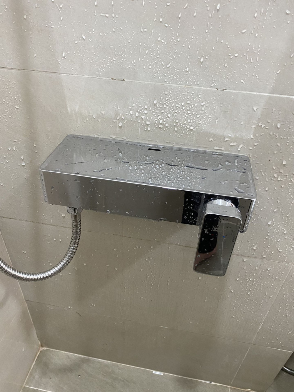 Đánh giá sản phẩm Sen tắm gắn tường American Standard WF-1311 (WF1311) nóng lạnh