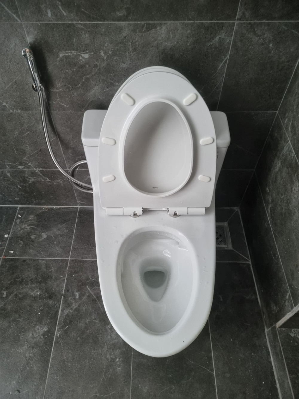 Đánh giá sản phẩm Bồn cầu 1 khối TOTO MS625DT8 nắp đóng êm TC600VS