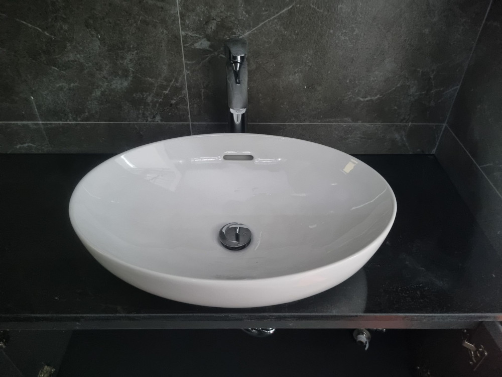 Đánh giá sản phẩm Chậu rửa lavabo đặt bàn TOTO LT1705#XW (LT1705XW) màu trắng bóng