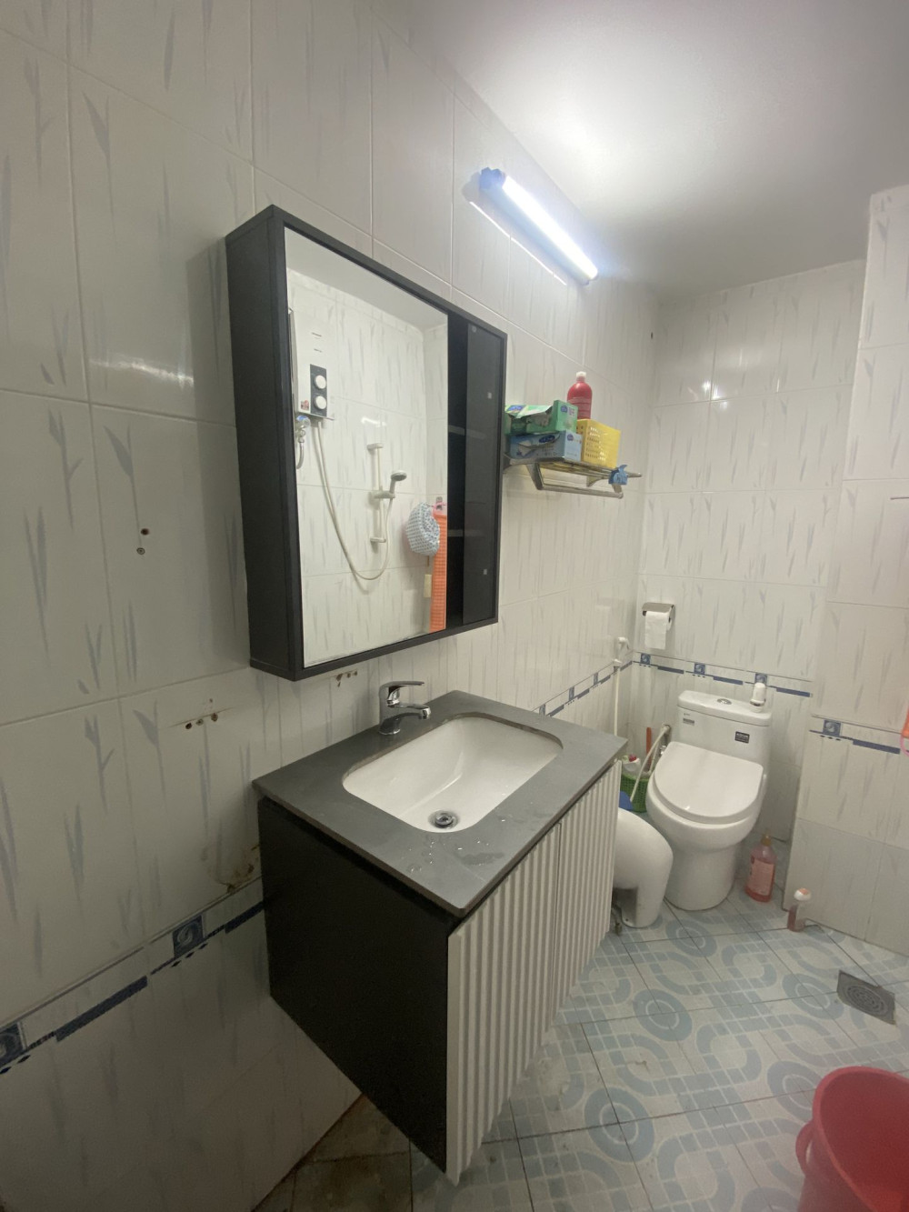 Đánh giá sản phẩm Bộ tủ chậu và tủ gương led size 600mm MOWOEN MW6620-60