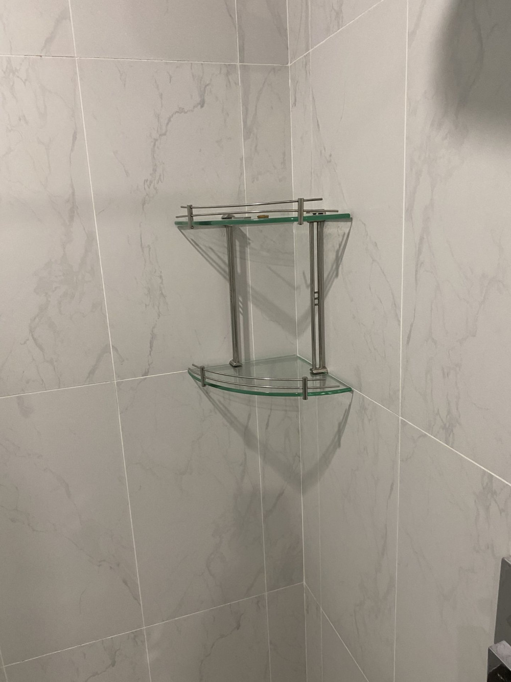 Đánh giá sản phẩm Kệ kính góc 2 tầng Hita HE06G2