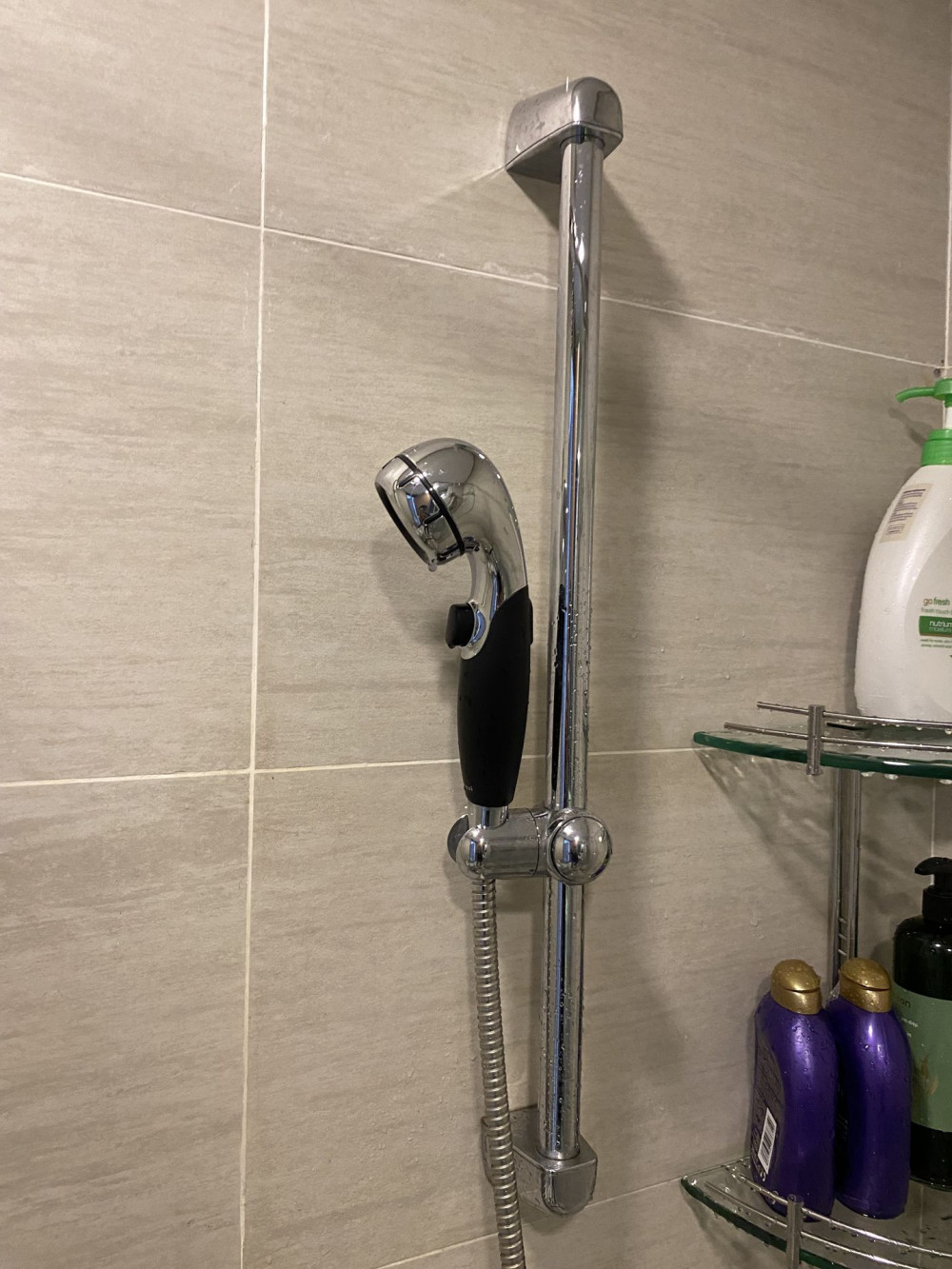 Đánh giá sản phẩm Thiết bị lọc nước vòi sen tắm Mitsubishi Cleansui ES301-WT/BK