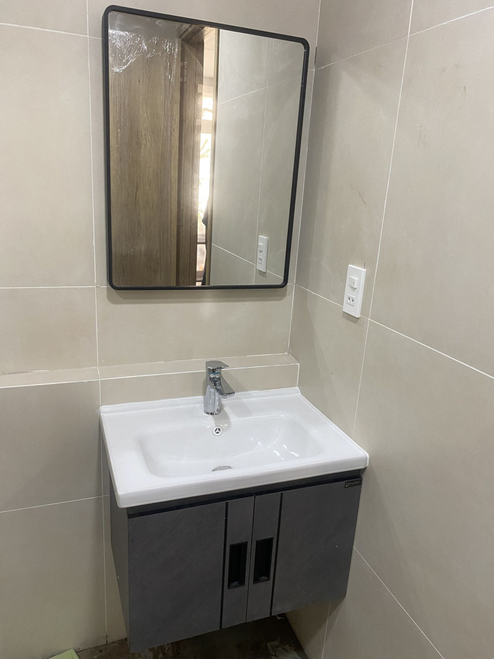 Đánh giá sản phẩm Bộ tủ chậu và tủ gương size 600mm MOWOEN MW6562-60