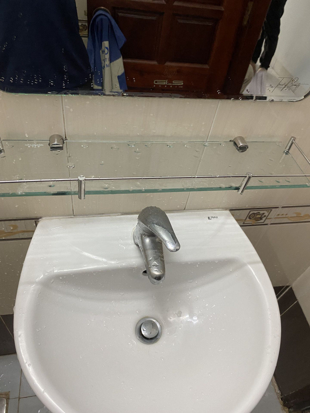 Đánh giá sản phẩm Kệ kính phòng tắm HITA HE07