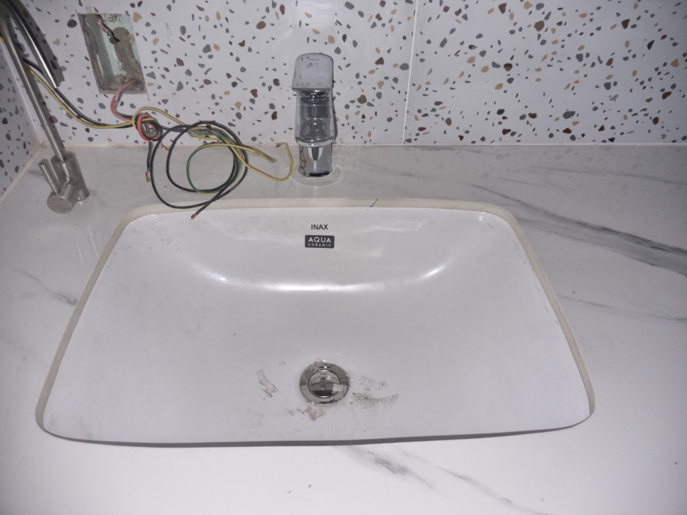 Đánh giá sản phẩm Chậu rửa mặt lavabo âm bàn INAX AL-2298V/BW1 men Aqua Ceramic