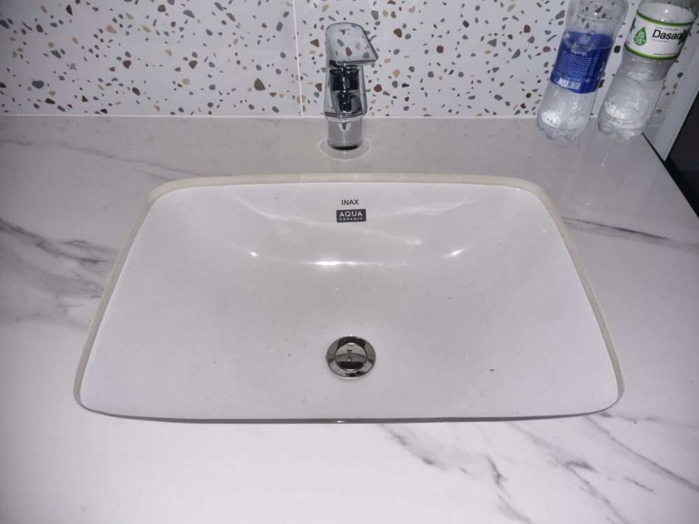 Đánh giá sản phẩm Chậu rửa mặt lavabo âm bàn INAX AL-2298V/BW1 men Aqua Ceramic