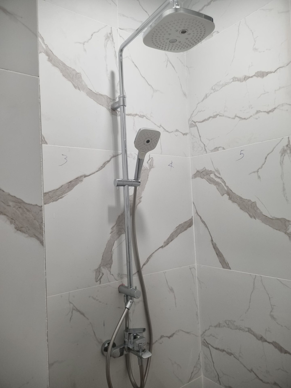 Đánh giá sản phẩm Bộ sen cây nóng lạnh TOTO TBW02002BA TBG04302VA TBW02006A