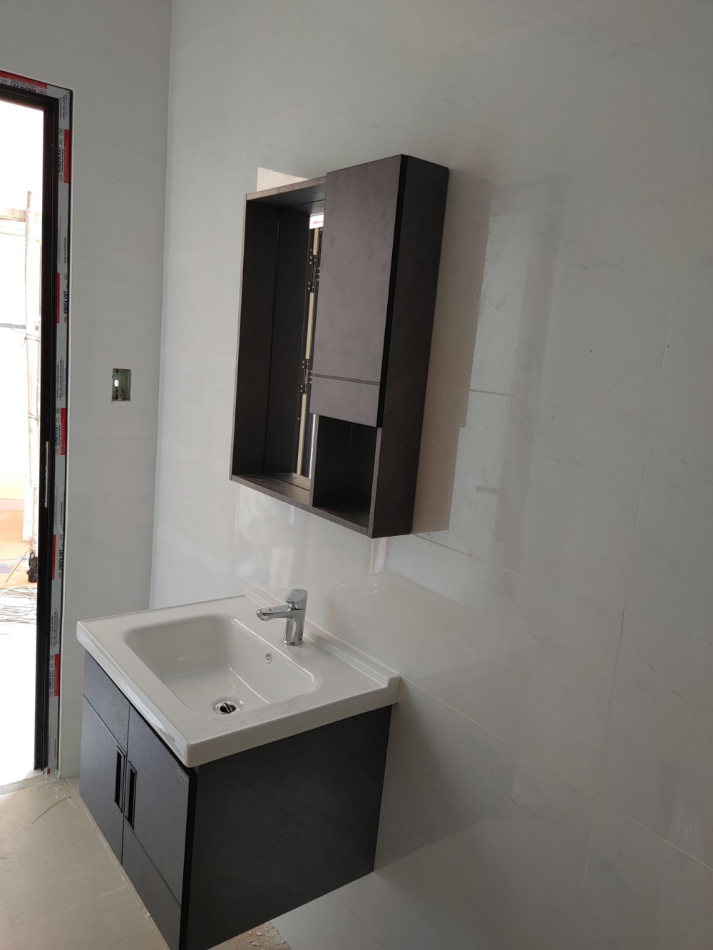 Đánh giá sản phẩm Bộ tủ chậu và tủ gương size 600mm MOWOEN MW6947-60