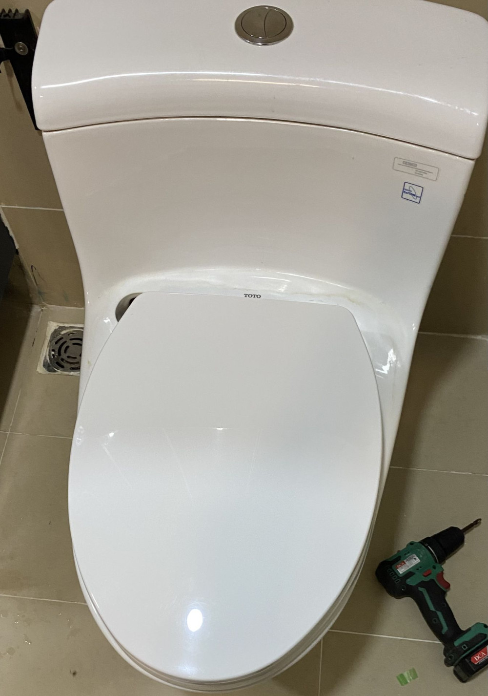 Đánh giá sản phẩm Bồn cầu 1 khối TOTO MS636DT2 nắp đóng êm TC393VS