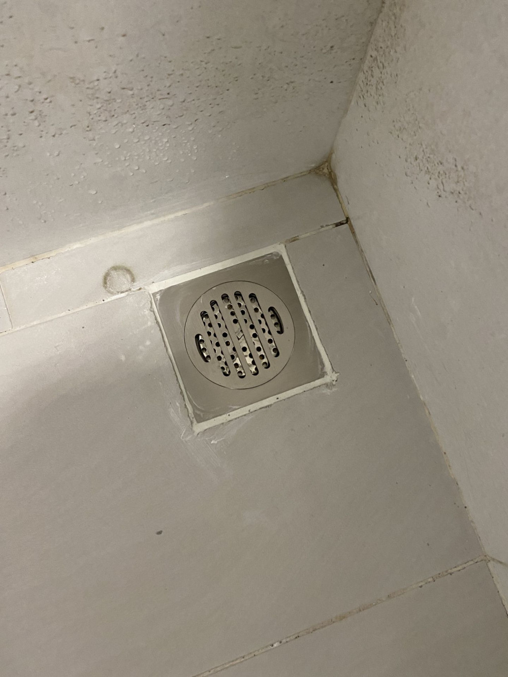 Đánh giá sản phẩm Phễu thoát sàn inox 304 HITA HN041T2 12x12cm chống hôi