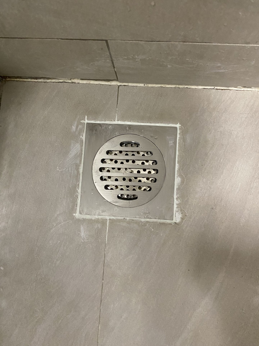 Đánh giá sản phẩm Phễu thoát sàn inox 304 HITA HN041T2 12x12cm chống hôi