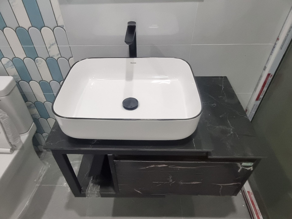 Đánh giá sản phẩm Bộ tủ chậu và gương led size 800mm MOWOEN MW6801S-80B