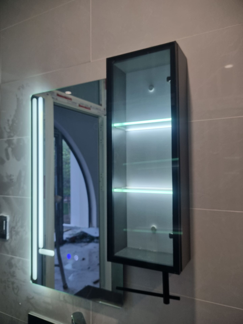 Đánh giá sản phẩm Bộ tủ chậu và tủ gương led size 800mm MOWOEN MW6611-80