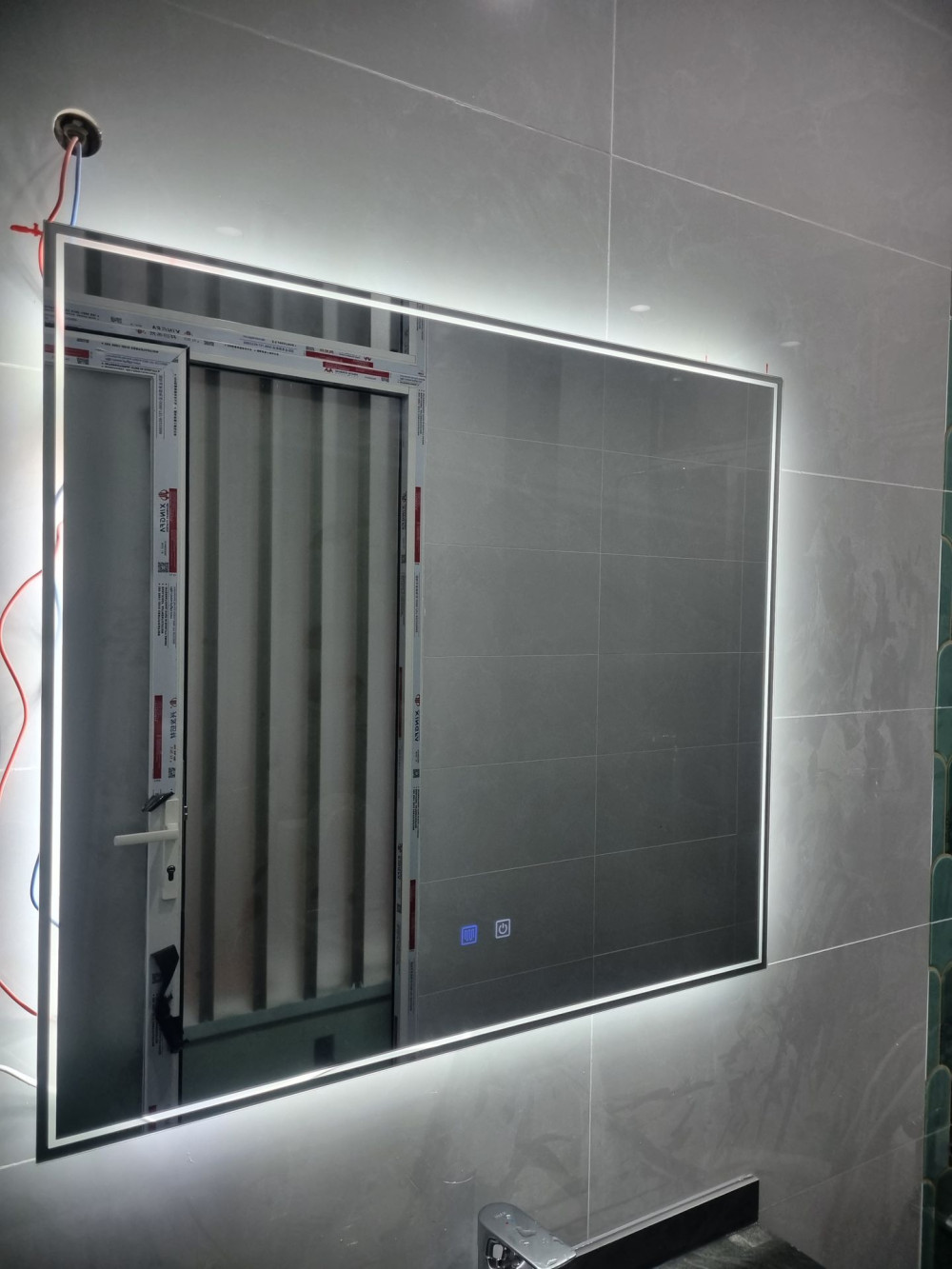 Đánh giá sản phẩm Bộ tủ chậu và tủ gương led size 800mm MOWOEN MW6630R-80SB